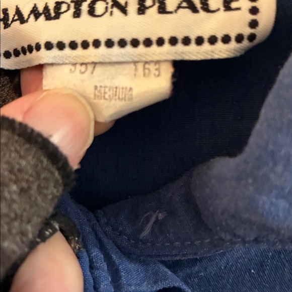 Vintage Hampton Place Women’s Blue Button-Up Shirt - Picture 6 of 7